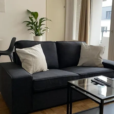 - Zentral Mit Parkplatz - Balkon 아파트 바이로이트